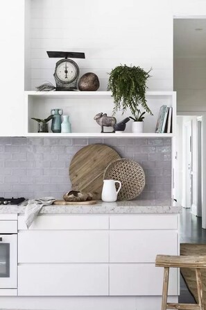 The Cottage at The Bower | Private kitchen | Mini-fridge, espresso maker, electric kettle - The Bower Byron Bay (Byron Bay)