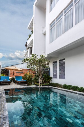 Alberca al aire libre 