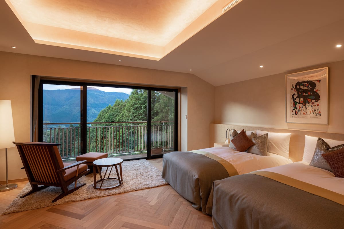 junior suite (with italian dinner & breakfast) non-smoking | 1 bedroom, premium bedding, minibar, in-room safe