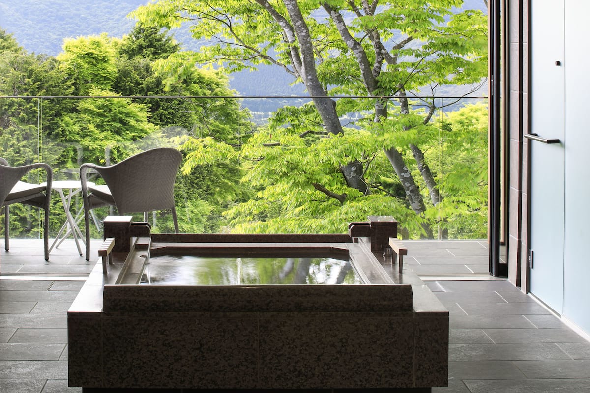 deluxe twin room (3rd floor) with italian dinner & breakfast, non-smoking | balcony