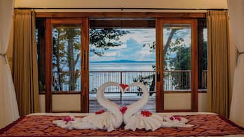 Premium Cottage, Ocean View | 1 bedroom, premium bedding, minibar, in-room safe