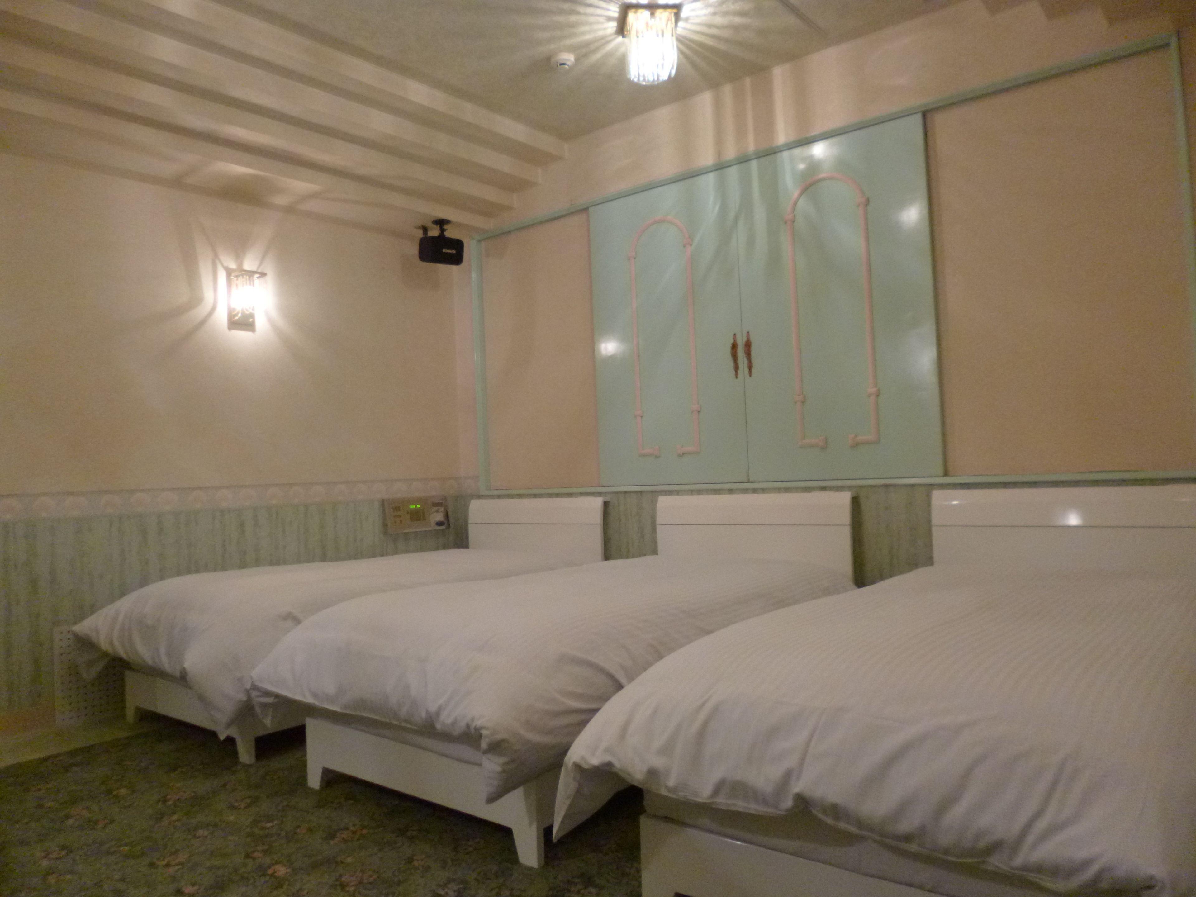 basic room | 1 bedroom, individually decorated, blackout curtains, free wifi