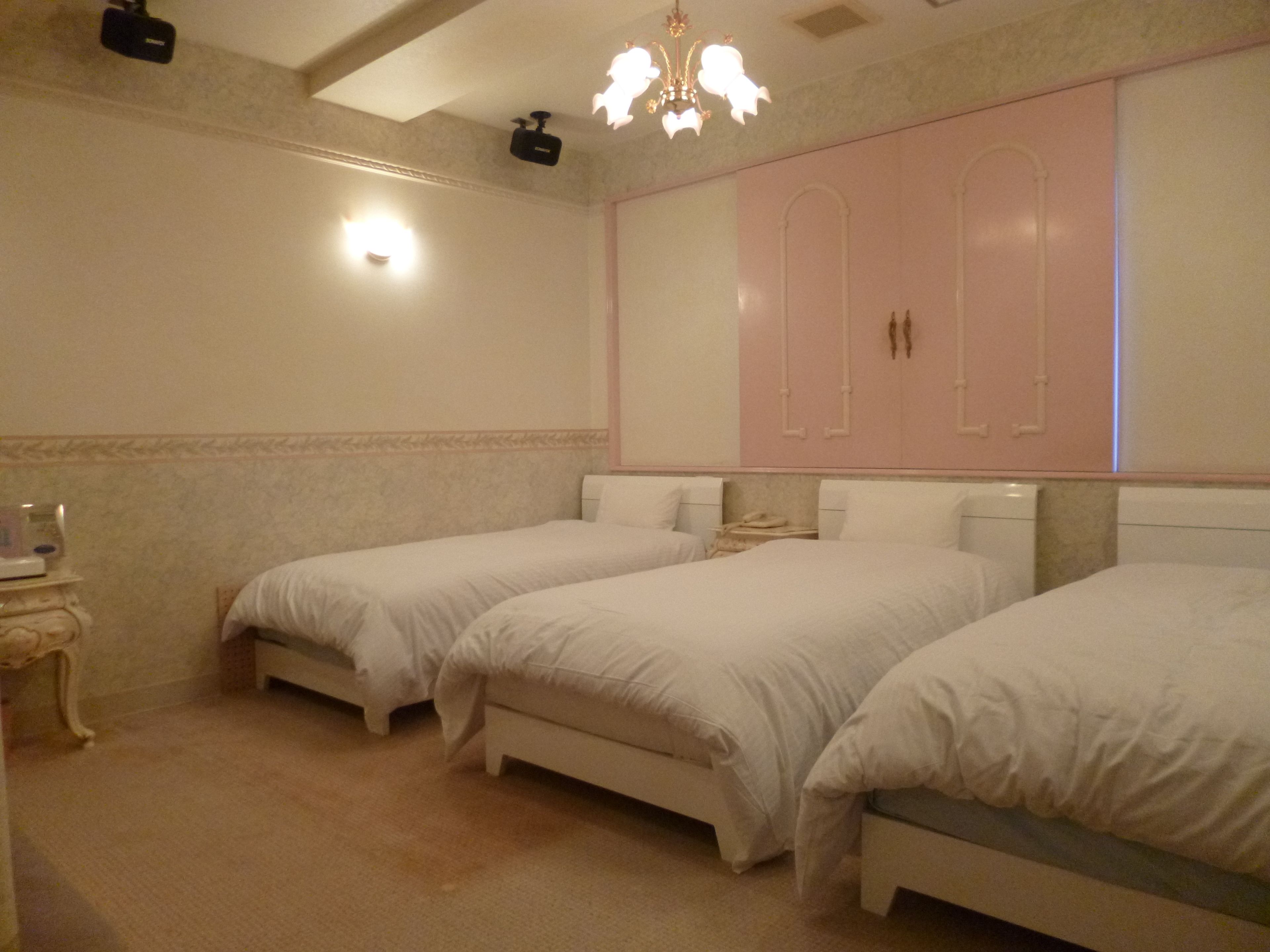 basic room | 1 bedroom, individually decorated, blackout curtains, free wifi