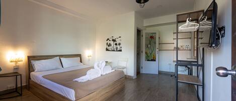 Deluxe-Zimmer | Zimmersafe, kostenloses WLAN, Bettwäsche, Rollstuhlgeeignet