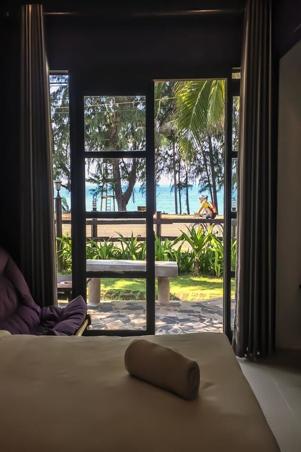 View from room - Bayview Resort Rayong (Rayong)