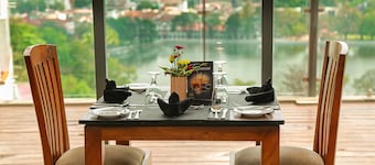 오크 레이 헤리티지 호텔