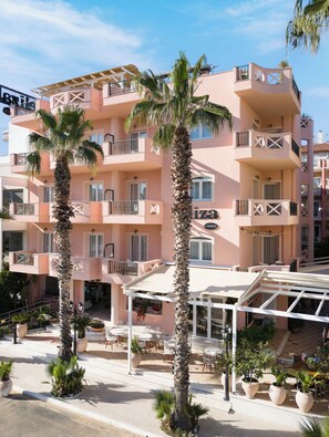 Fachada del alojamiento