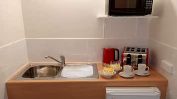 Superior Family Suite | Private kitchenette