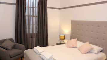 Desk, blackout drapes, free WiFi, bed sheets