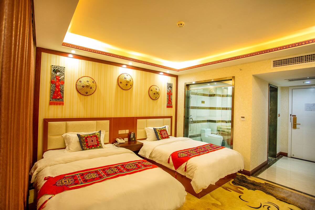 Minibar, desk, blackout curtains, free WiFi