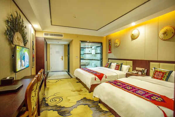 Family Room | Minibar, desk, blackout curtains, free WiFi