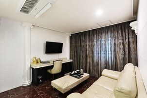 Golden Suite | Individually decorated, individually furnished, desk, laptop workspace