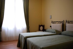 Unclassified image, 4 of 34, button - Hotel Il Convento (Trino)