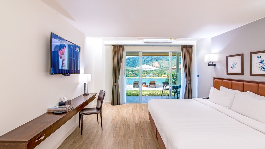 Katathong Golf Resort & Spa