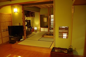 Private Vacation Home | Living area