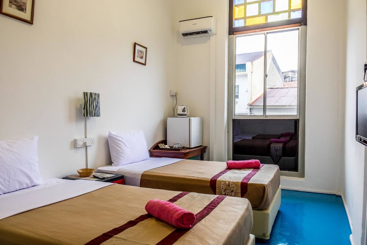Superior Twin Room, 2 Twin Beds | In-room safe, WiFi (free), bed sheets