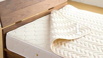 In-room safe, free WiFi, bed sheets