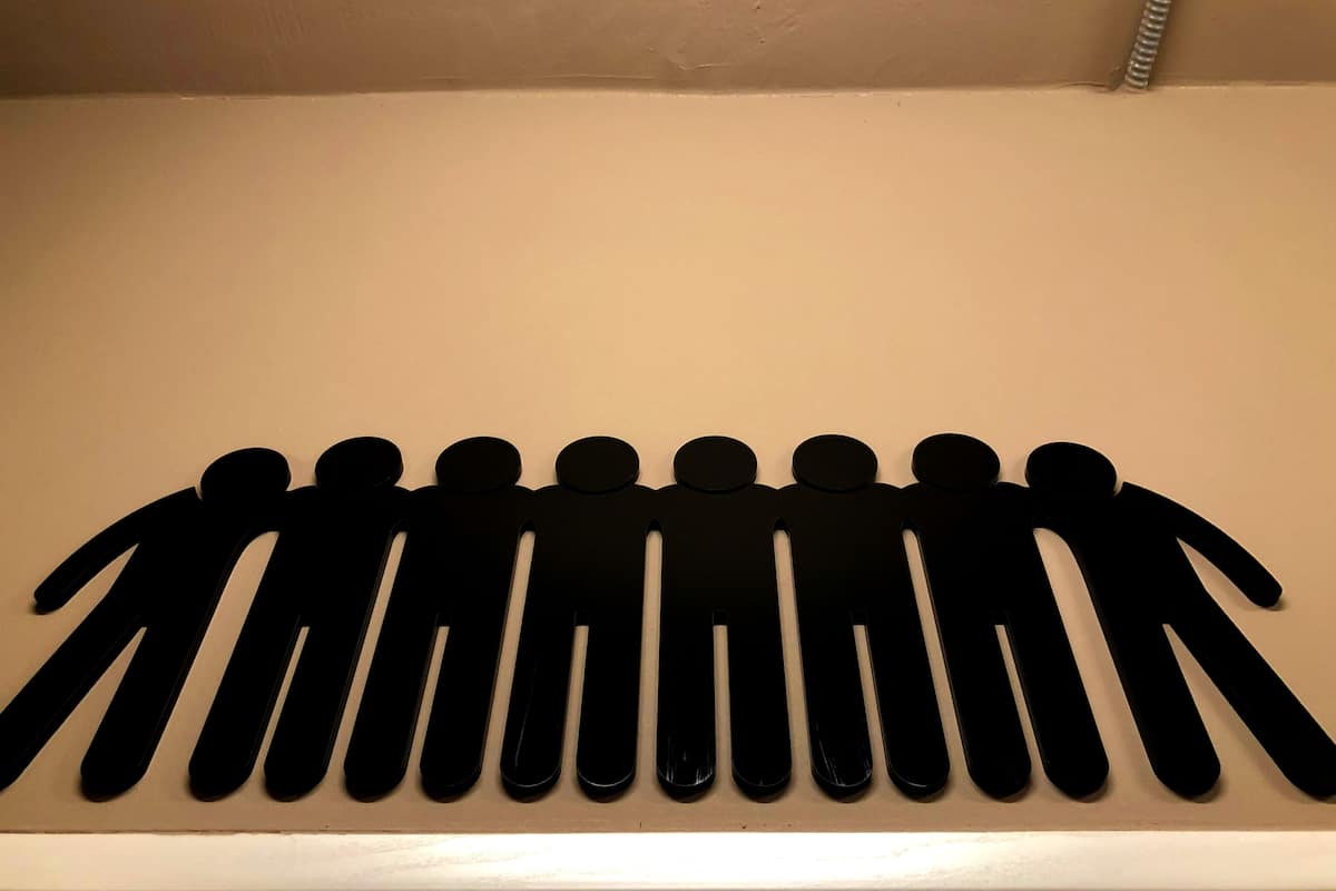 WiFi (free), bed sheets