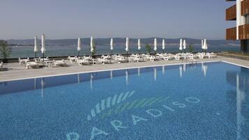 Alberca al aire libre