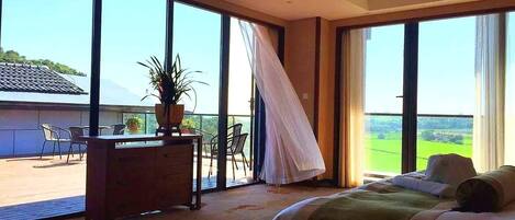 Minibar, in-room safe, desk, blackout curtains