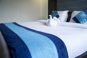 Deluxe Room | Desk, iron/ironing board, free WiFi - Elite Suites Mint Gomti Nagar (Lucknow)