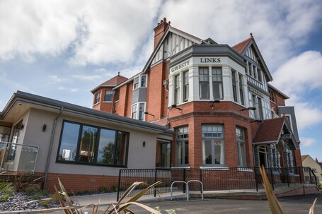 Gwesty Links Hotel - Image 12
