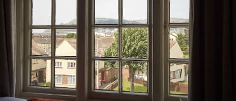 1 chambre, bureau, fer et planche Ă repasser, Wi-Fi gratuit