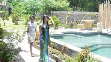 Utomhuspool