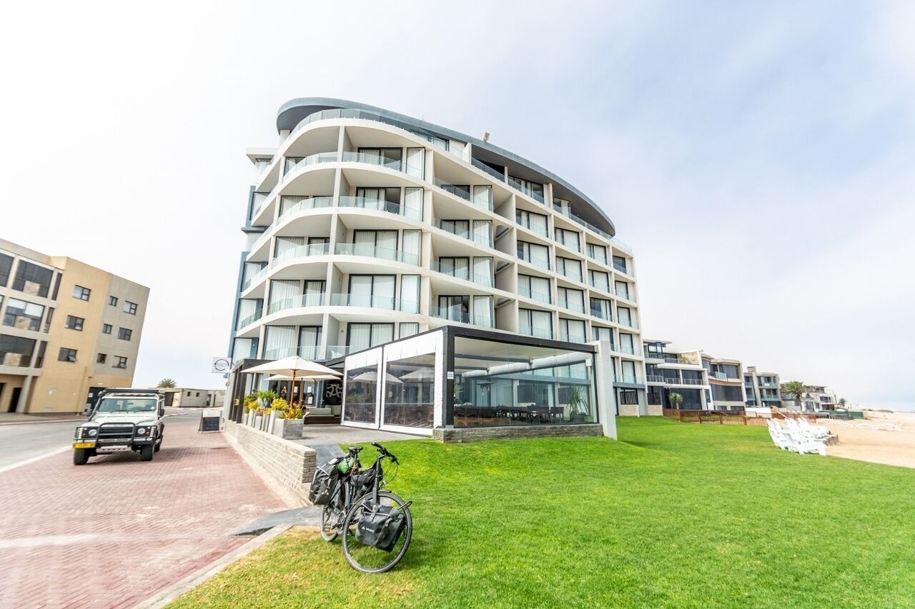 exclusive suite | terrace/patio