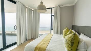 3 chambres, literie hypoallergénique, coffres-forts dans les chambres