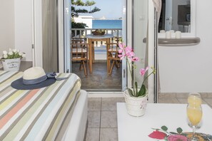 舒適公寓, 海景, 地面層 | 起居區 | LED 液晶電視