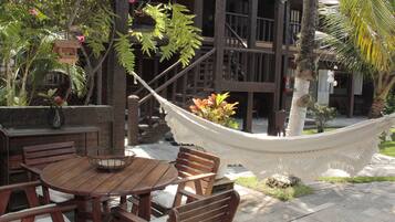 Comfort Apartment, 2 Bedrooms, Pool Access, Poolside | Terrace/patio