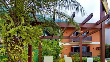 Mặt tiền nơi lưu trú