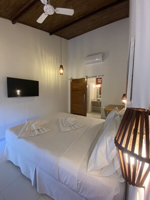 Suite Deluxe | Minibar, caja de seguridad en la habitación y decoración personalizada 