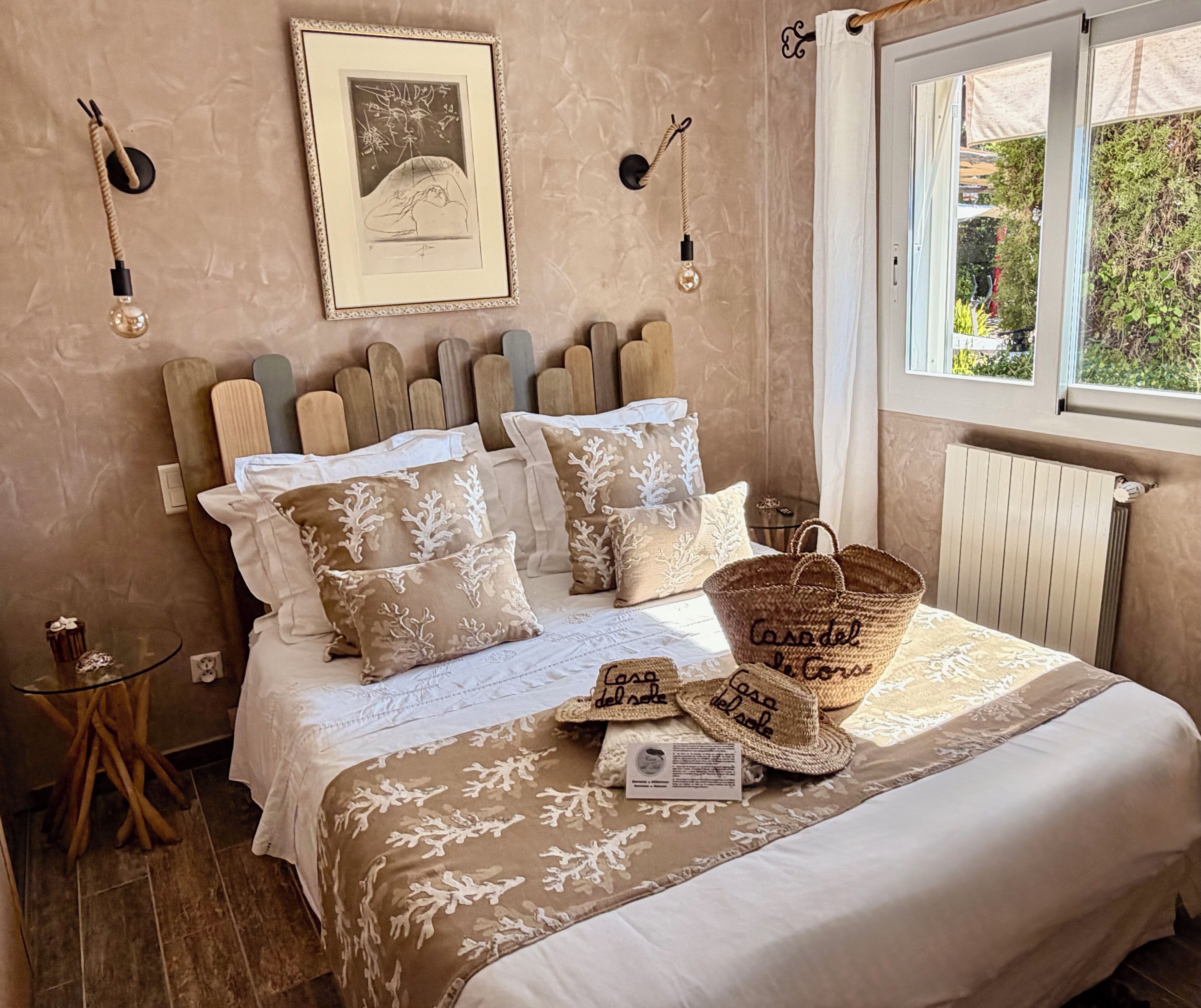 Junior Suite, Kitchenette, Sea View (Suite Pignottu) | Memory foam beds, in-room safe, individually decorated