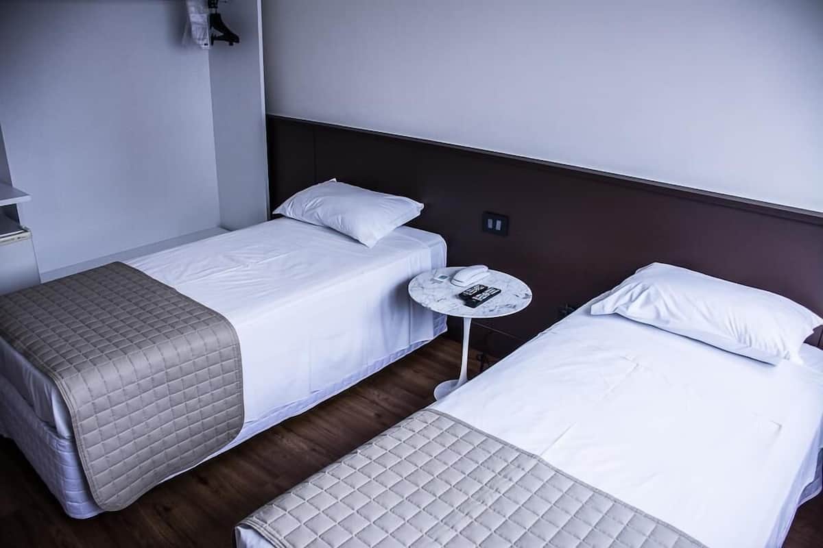 luxo twin | minibar, desk, blackout curtains, soundproofing