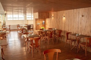 Restaurant - Vip Hotel (Jau)