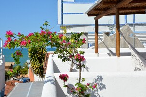 Deluxe Double Room, Partial Sea View | Iron/ironing board