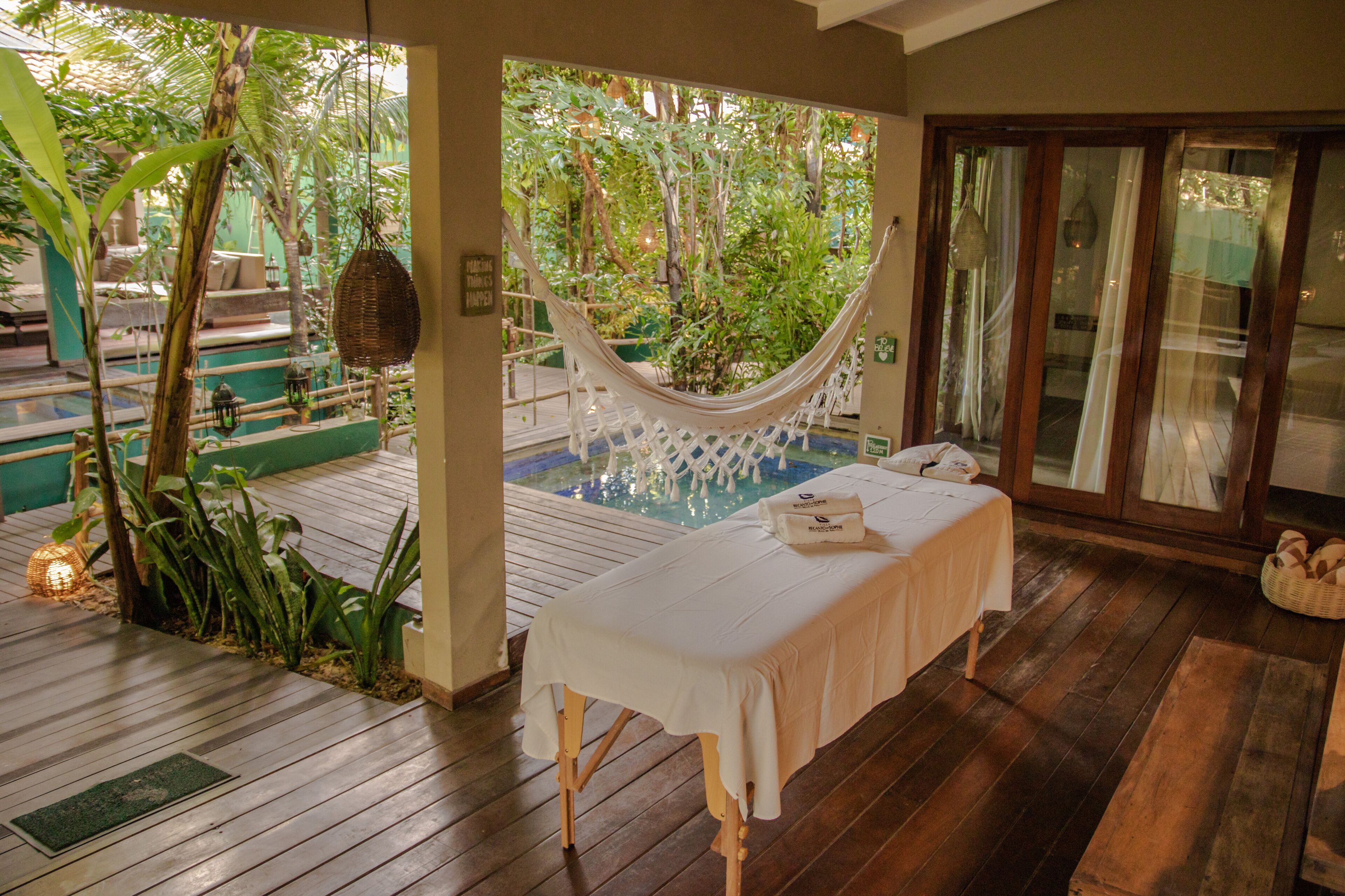 Masajes de tejido profundo, masajes deportivos, masajes