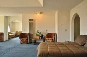 Family House, 3 Bedrooms | Individually decorated, individually furnished, bed sheets - Horsepower Ranch (Ensenada)