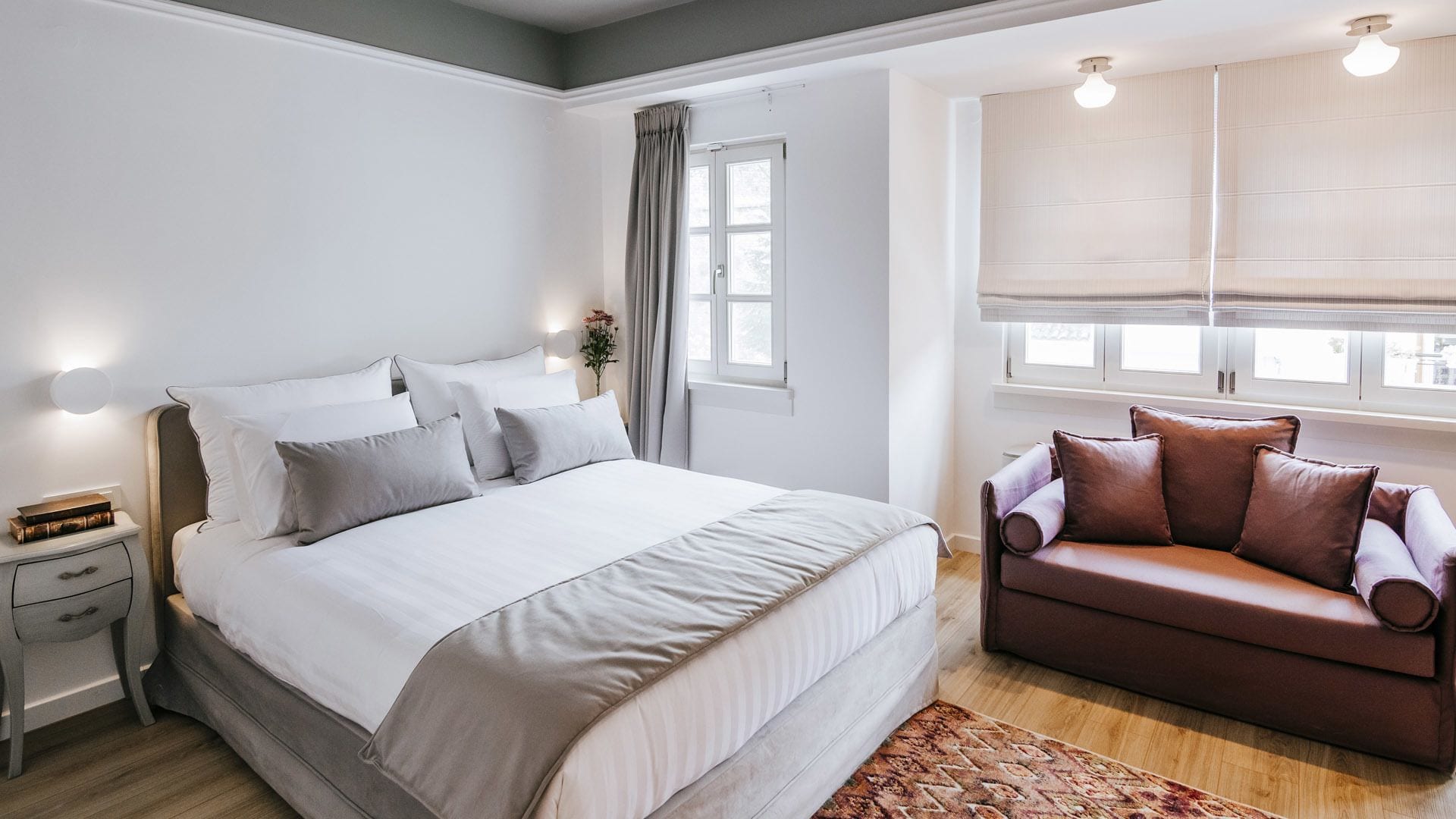 desk, soundproofing, iron/ironing board, free wifi