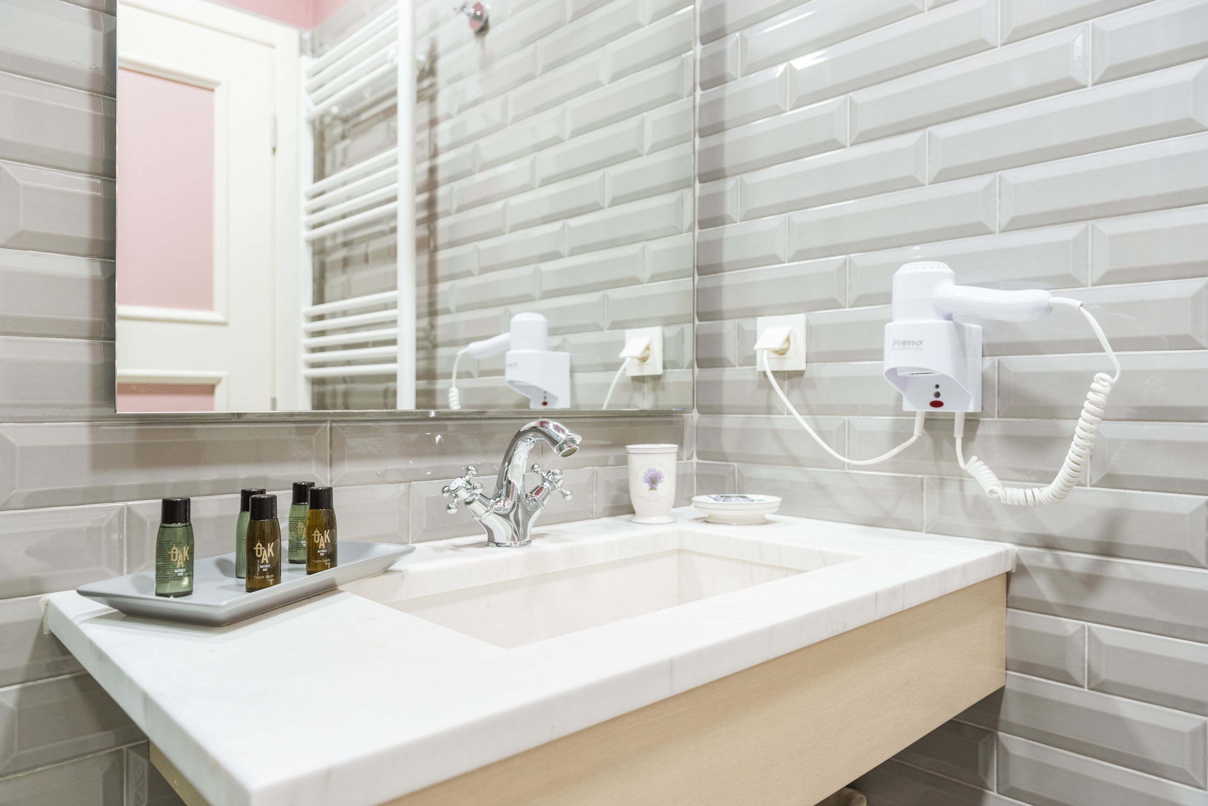 superior double room | bathroom | shower, free toiletries, hair dryer, slippers