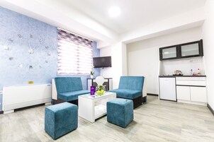 Superior Apartment City view | 高档床上用品、客房内保险箱、办公桌、免费 WiFi