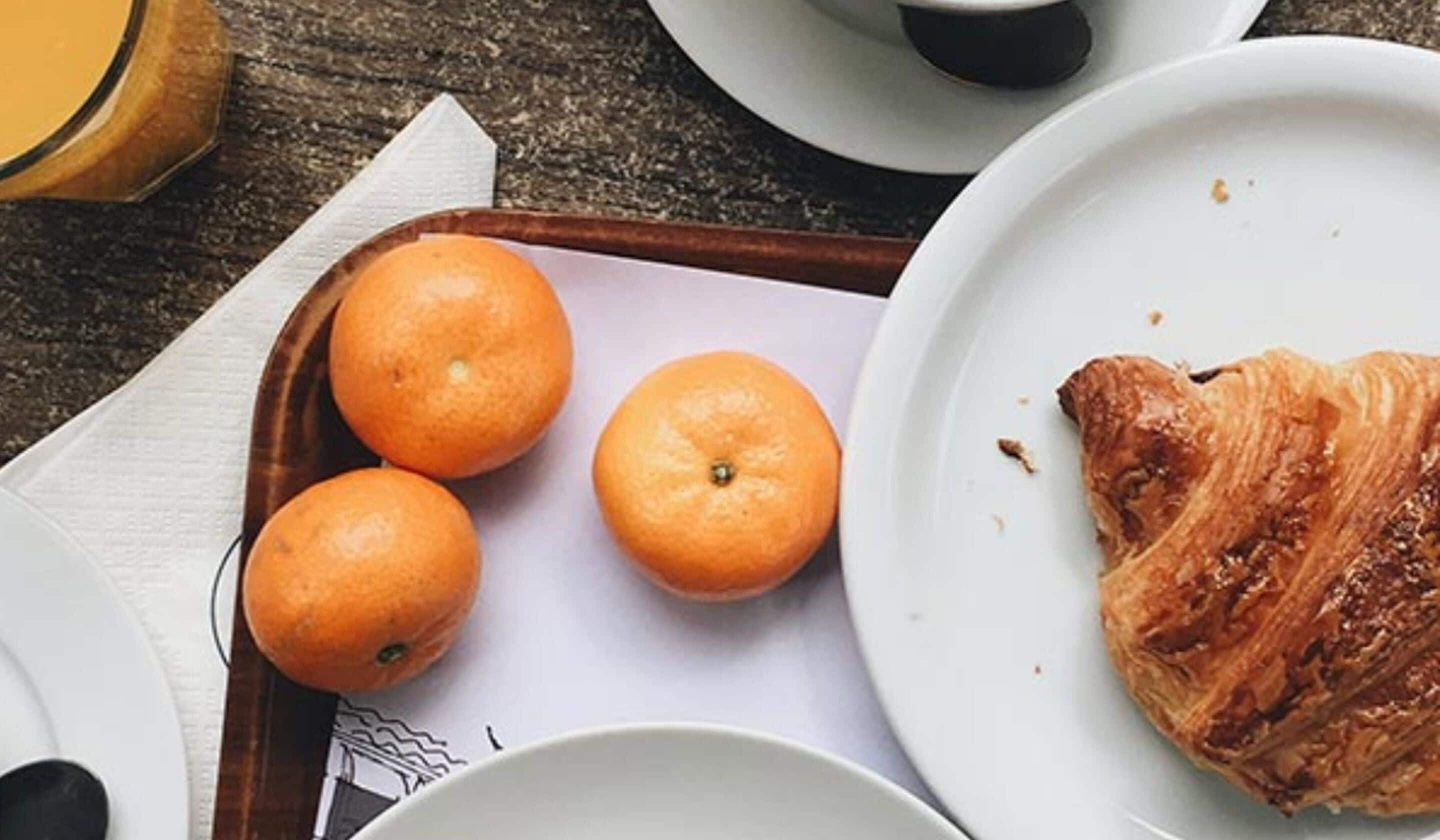 daily buffet breakfast (eur 15 per person)