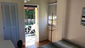 Iron/ironing board, free WiFi