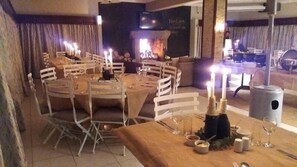 Dining - Cygnature Boutique Lodge (Modderrivier)