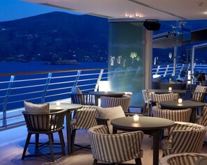 Lobby lounge - Sirene Blue Resort (Poros)