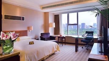 Minibar, desk, blackout drapes, free WiFi