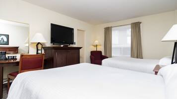 Phòng Tiêu chuẩn, 2 giường đôi | Bộ đồ giường cao cấp, bàn, màn/rèm cản sáng