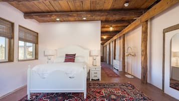 Studio 2 (no pets) | 1 bedroom, pillowtop beds, individually decorated